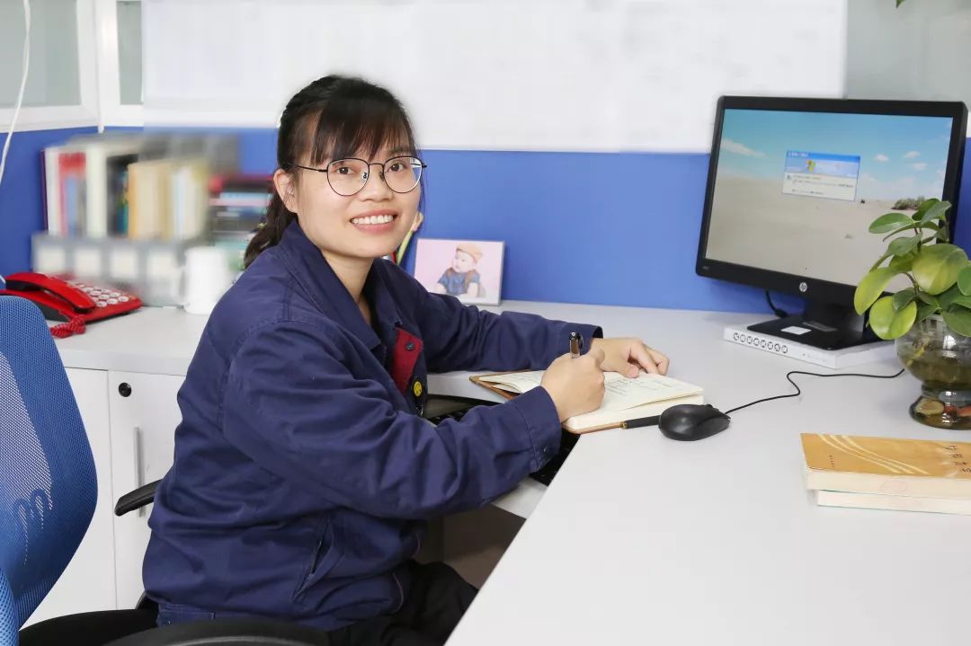 【兵(bīng)裝青年(nián)标兵(bīng)⑥】紅(hóng)宇精工(gōng)黃(huáng)麗(lì)玲：技(jì)術(shù)“大(dà)拿(ná)” 科(kē)研“擔當”