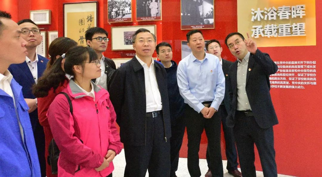 “兵(bīng)裝大(dà)講堂”開(kāi)講啦