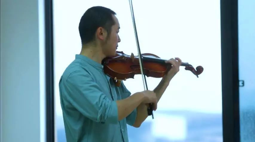 【兵(bīng)裝青年(nián)标兵(bīng)②】建設工(gōng)業(yè):“熊孩子(zǐ)”的(de)名品設計(jì)夢