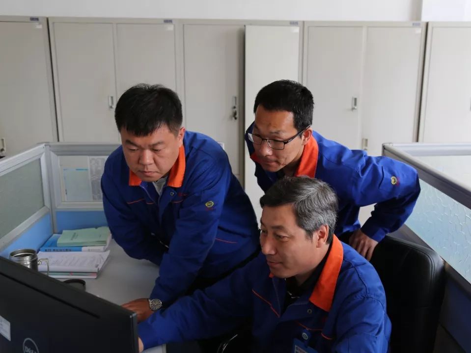 【最美(měi)兵(bīng)裝人(rén)<26>】“填空(kōng)題”滿分(fēn)！北(běi)方工(gōng)具李玉民(mín)填補了(le)多(duō)項國(guó)內(nèi)特品空(kōng)白(bái)